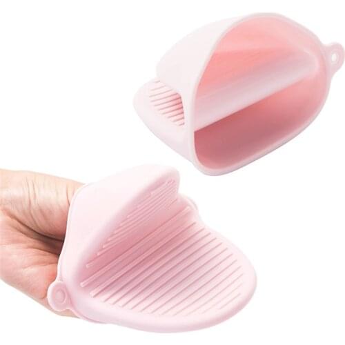 Anti-scalding hand clip High temperature heat Resistant Cute Silicone Kitchen Hot Clip For Microwave oven