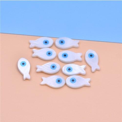10pcs/lot 15mm*7.9mm White Shell Fish shape Beads have Hole For DIY jewelry components Finding Making Necklaces Bracelets