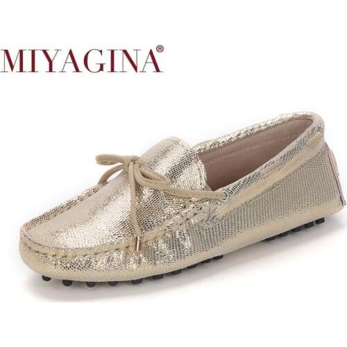 100% Genuine leather Women flats New Brand Handmade Women Casual leather shoes Leather Moccasin Fashion Women Driving Shoes