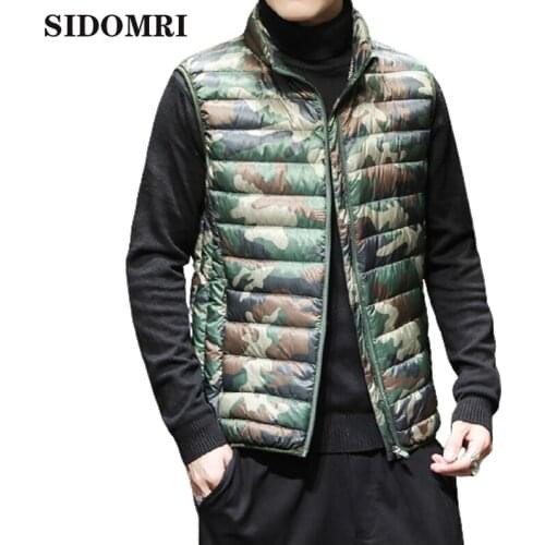 The new 2020 camouflage down jacket vest for men lightweight down jacket with stand-up collar and short vest in large size