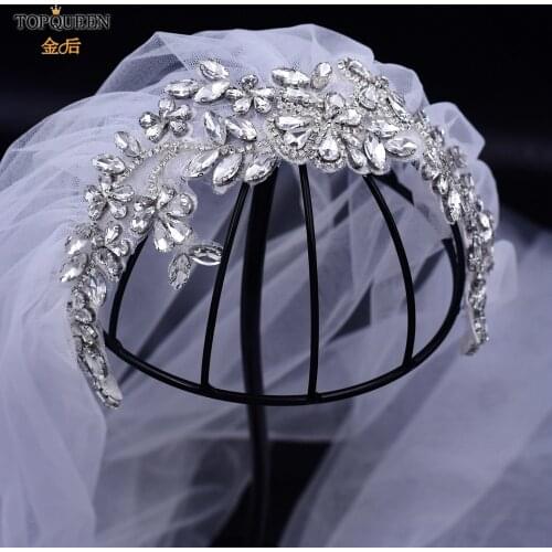 TOPQUEEN VS283 Simple and Elegent Wedding Veil Bridal Tulle Veils with Comb and Lace Edge White (White) bridal accessories