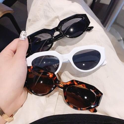 SO&EI Ins Popular Fashion Small Cat Eye Women Sunglasses Vintage Tea Gray Lens Oval Men Sun Glasses Shades UV400