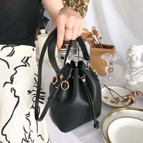 Genuine Leather Bucket Bag 2021 New Large Capacity Shoulder/Crossbody Bag Handbag Drawstring Bag Small Bag Female