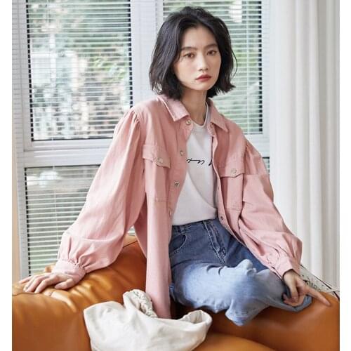 Womens Autumn Denim Shirts Polo Neck Long Lantern Sleeve Blouses Loose Pockets Pink Jackets Female Casual Tops Coats T044