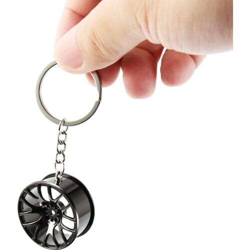 Car Wheel Hub Rim Model Mans Keychain for Toyota Camry RAV4 Prado Corolla YARIS KIA Rio Sorento Sportage K2 K3 K4 K5