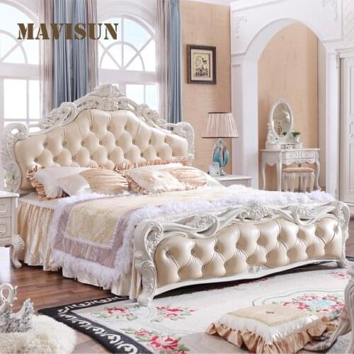 European And American Light Luxury Style Upholstered Princess Double Bed Modern Master Bedroom Furniture Set 1.8m Household