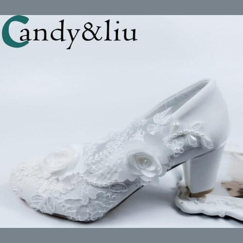 Bride wedding shoes thick heeled high-heeled pearl flowers show French can usually wear wedding photo bridesmaids handmade