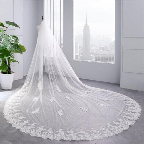 New Arrival Bridal Veils Lace Cathedral Length Royal Train One Layer with Combs Applique Wedding Veils Free Shipping