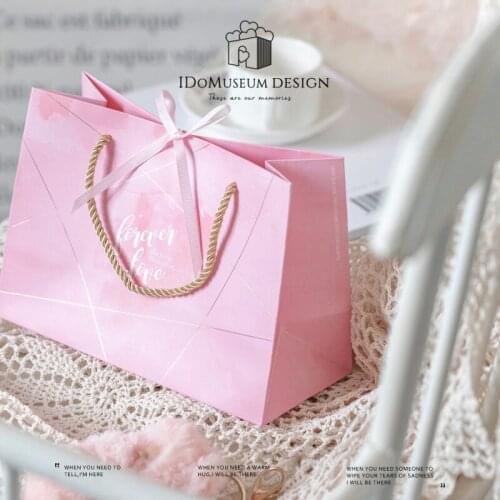 20 sets Love Museum Sweet European Wedding Handbag Creative Wedding Gift Bag paper bags