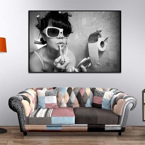 Creative Bar Toilet Girl Painting Sexy Woman Canvas Prints Bar Make Up Wall Art Picture Poster and Print For Bathroom Home Decor