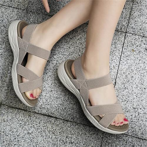 Wolf Who Women's Clogs