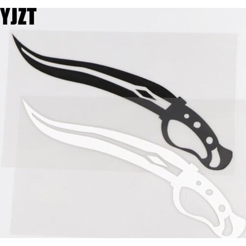 YJZT 10.2CM×16.3CM Exquisite Weapon Design Sharp Curved Knife Vinyl Decorative Decal Creative Car Sticker 1C-0127