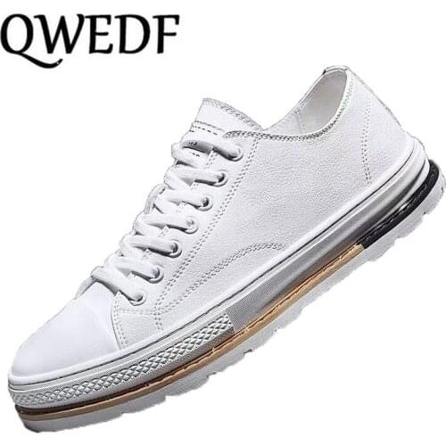 2019 Men Leather Boat Shoes Fashion Leisure Mens Shoes Comfortable Men Flats Vintage Design Shoes for Men Footwear X11-35