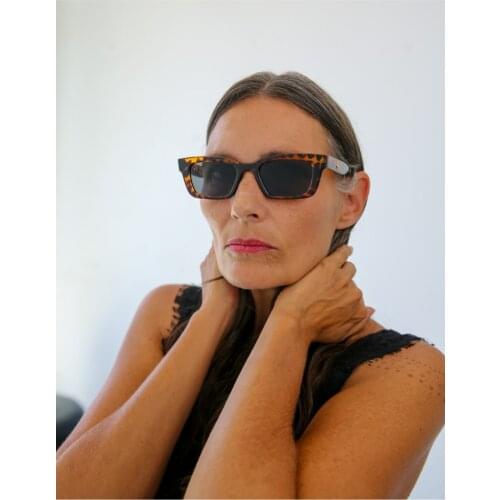 Vintage Luxury Brand Womens Brown Catherine Leopard Sunglasses Designer 2021 Fashion Oculos De So Sun Glasses UV400l