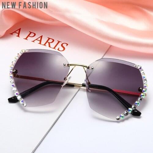 Frameless Shiny Diamond Sunglasses for Women and Men Metal Decoration Eyewear Fashion Gradient Trimmed Sun Glasses