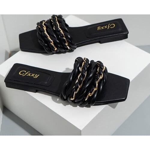 2021 Womens Slippers Fashion Woven Chain Design Sexy Open Toe Outdoors Flat Sandals Luxurious Temperament Black Woman Shoes