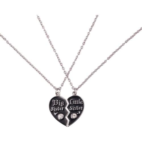 2 Pcs/Set Sister Heart Contacted Together Pendant Necklace Trendy Simple Love Girl Pendants Broken Heart Necklace Bijoux