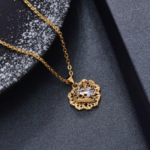 Fashion Gold Color Heart Pendant Necklaces for Women Girls Trendy Party Jewelry Guam Gifts Cute/Romantic jewelry