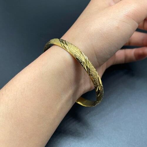1pcs Fashion Ethiopian Women girl gifts Gold Color Dubai Bride Wedding African Arab Middle East Bangle Birthday Jewelry Gift