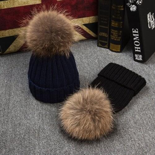 2020 Female Autumn and Winter Raccoon Ball Parent-child Wool Hat Children Padded Warm Turtleneck Knitted Hat