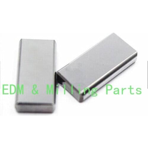 2pcs CNC FANUC Wire EDM Upper & Lower Power Feed Contact A290-8110-X750 F006 4X12X30mm FOR THE A-0C 1C iA iB