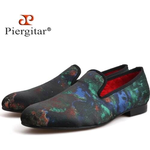 Piergitar New Mix Colors Graffiti Silk Men Causal Shoes Party and Banquet men loafers Handmade men smoking slippers plus size