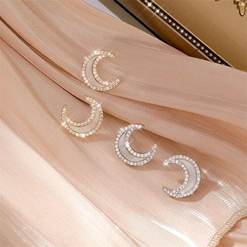 Korean New Arrival Delicate Small Moon Stud Earrings For Women Girls Sweet Ear Jewelry Rhinestone Crescent Pendientes Brincos
