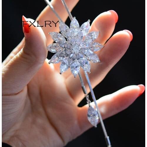 FXLRY Snowflake Long Necklace Sweater Chain Fashion zircon crystal sweater chain necklace Flower Pendant Necklaces Adjusted