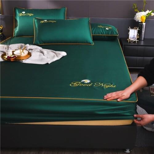 Elastic Band 3Pcs Fitted Bed Sheet Style Embroidery Letter Mattress Protector Cover Comfort Queen King Size with Pillowcase