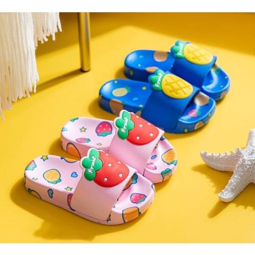2021 Summer Strawberry Fruit Parent-child Sandals for Kids and Mon Anti Skid Sandals for Boys and Girls