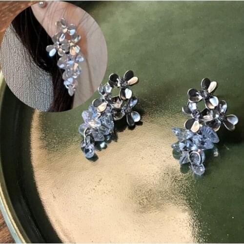 Exquisite Korean Style Daisy Women Earring Bling Crystal Flower Drop Earring Bohemia Jewelry Pendant Gift
