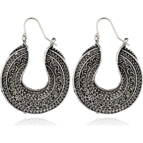 European and American retro ethnic style U-shaped carved oblate earrings