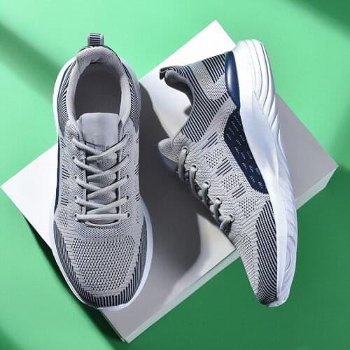 Sport Casual Shoes Sneakers Comfort Mens Casual Shoes Slip On Zapatos Informales De Hombre Fashion Men Mesh Mens Sports