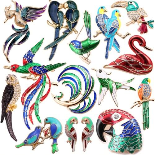 1pc New retro bling Pigeon Diy Brooch Vintage Enamel bird Parrot Phoenix Lapel Pins Badge for women New Year