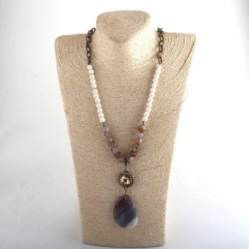 Bohemian Tribal Jewelry Natural Grey Irregular Chip Stone & Glass Crystal links Grey Stone Drop Pendant Necklace For Women