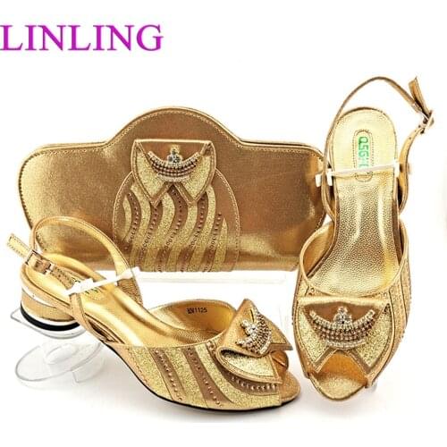 2021 Nigeiran Hot Selling Fashion Rhinestone and Metal Decoration Ladies Shoes and Bag Set in Golden Color for Party Wedding