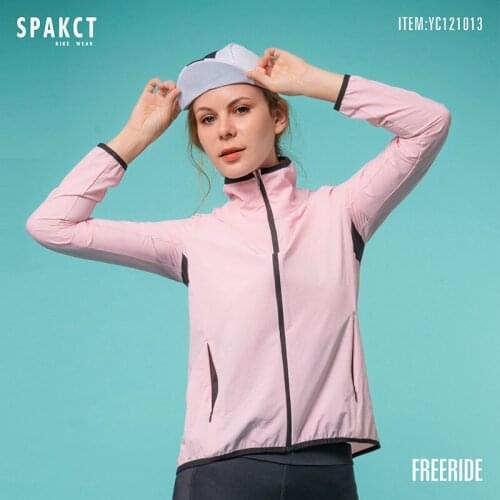 2021 New! Spakct Super Lightweight Pro Cycling Windproof Jacket Long Sleeve Wind Breaker Jacket Ventilation Back Design