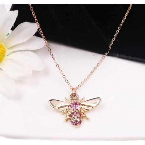 1 Pcs/Lot Bohemian Fashion Bees Pendant Necklace for Women Jewelry Earth Choker
