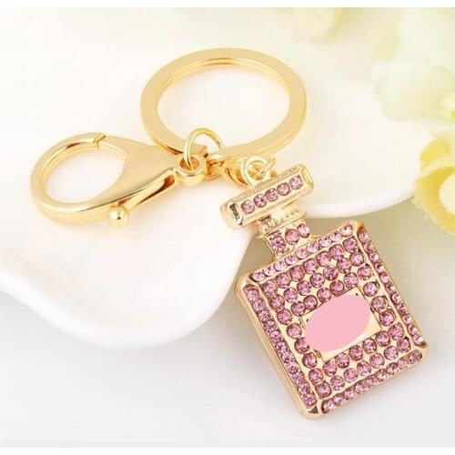 Fashion Creative Perfume Bottle KeyChain Girls Bag Ornaments Car Exquisite Gift Birthday Gift Party Favors Brand New