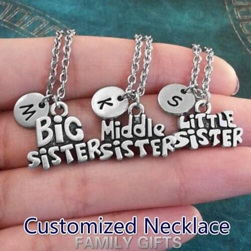 Customized Handmade Family Necklace Initial Big MIddle Little Sister Necklace Charm Best Sisters Gift Pendant Necklace Jewelry