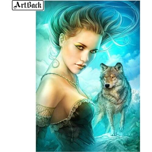 Full square 5d diy diamond painting woman wolf pattern diamond mosaic crafts round diamond embroidery home decoration painting