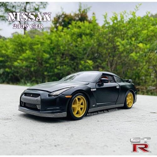 Maisto 1:24 2009 Nissan GT-R GTR sports car alloy car model simulation car decoration collection gift toy die-casting model
