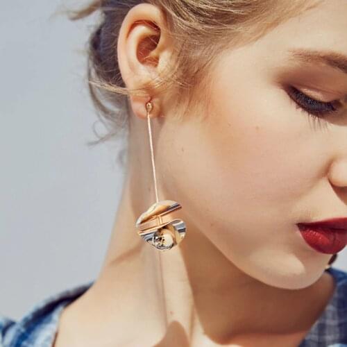 Unique Modern Style Matte Gold Tone Double Disk Cool Bead Long Earrings For Women Korean Drop Earrings 2018 Top Quality Brincos