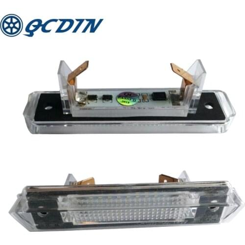 QCDIN For R129 Mercedes Benz LED Canbus Car License Plate Lights 18 SMD 6000K White For Benz E-class S124T SL-class R129