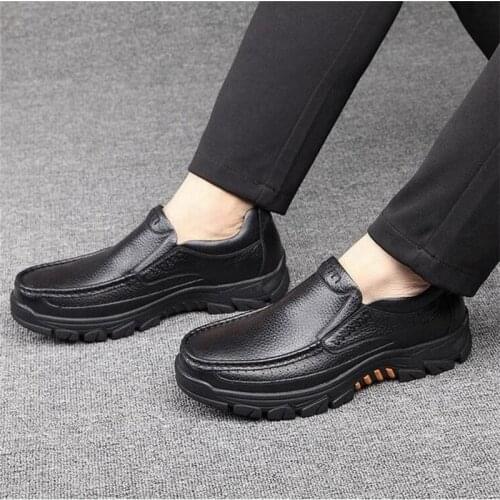 Genuine Leather Shoes Men Loafers Soft Cow Leather Men Casual Shoes New Male Footwear Black Brown Slip-on Men Big Size Shoes