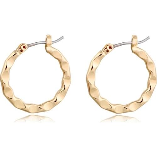 1 Pair New Personality Exquisite Simple Endless Wave Circle Hoop Earring Gold Metal Color Round Earring For Women Jewelry E131