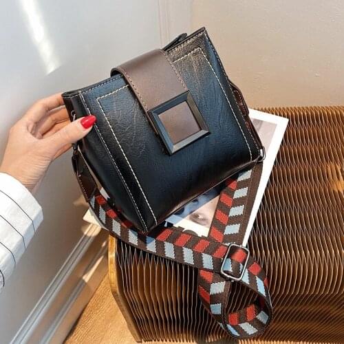 Womans Bag 2021 New Fashion Retro Wide Shoulder Bag Messenger Bag Fashion Ins One-shoulder Bucket Bag