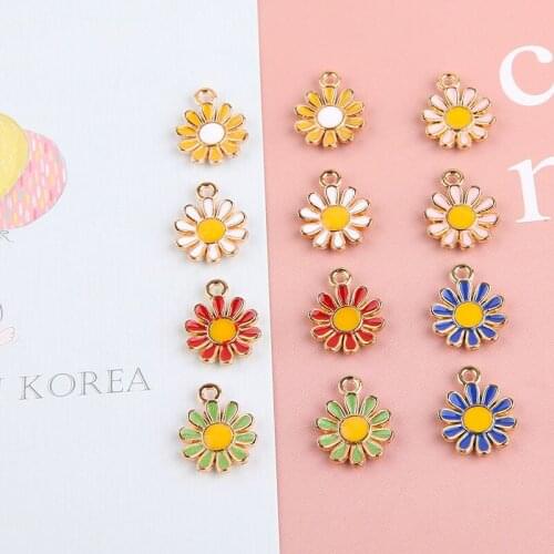 New style 50pcs/lot alloy drop oil flowers shape cartoon daisy floating locket charms diy jewelry earring accessory