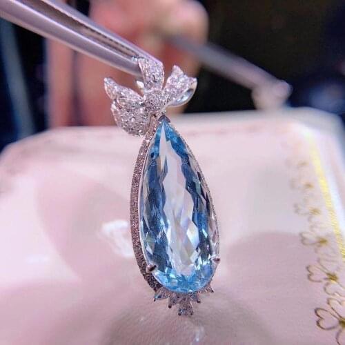 H1209 Fine Jewelry 18K White Gold AU750 Natural Blue Aquamarine 9.79ct Gemstones Diamonds Ladys Pendants for Women Necklace