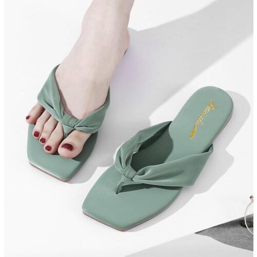 2021 Summer Womens Sandals Elegant Leather Slippers Ladies Flat Shoes Ladies Pink Flip Flops Comfortable Woven Outdoor Slippers